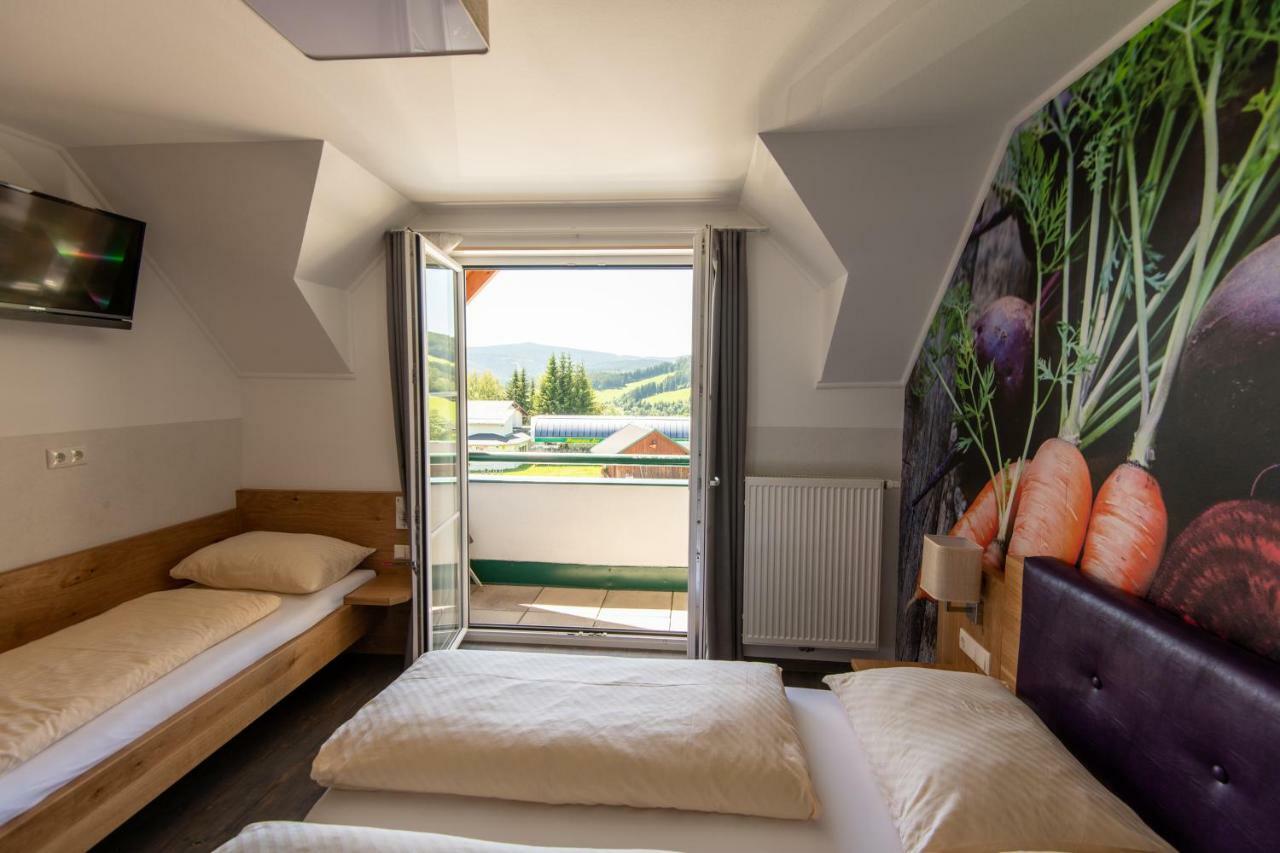Genussgasthof Willenshofer Sankt Kathrein am Hauenstein Esterno foto