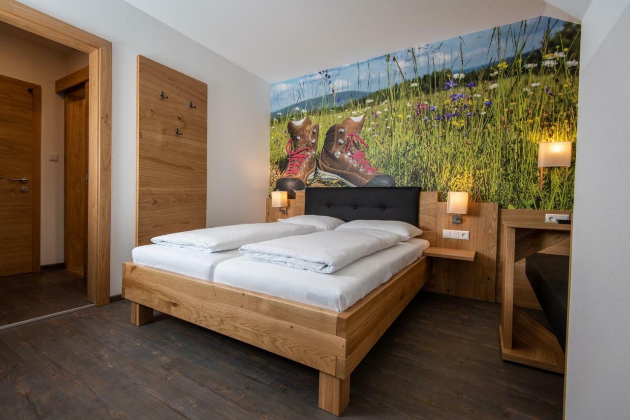 Genussgasthof Willenshofer Sankt Kathrein am Hauenstein Esterno foto