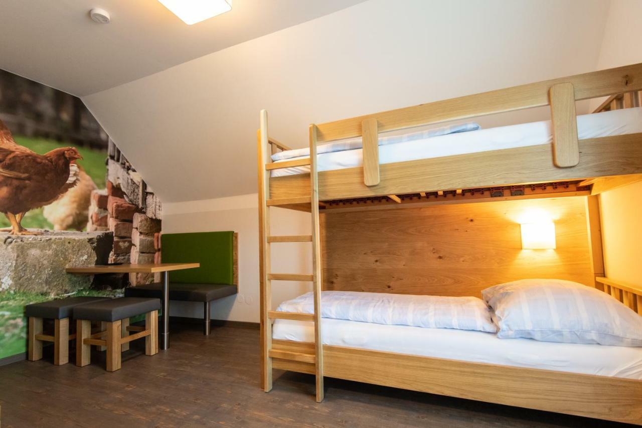 Genussgasthof Willenshofer Sankt Kathrein am Hauenstein Esterno foto