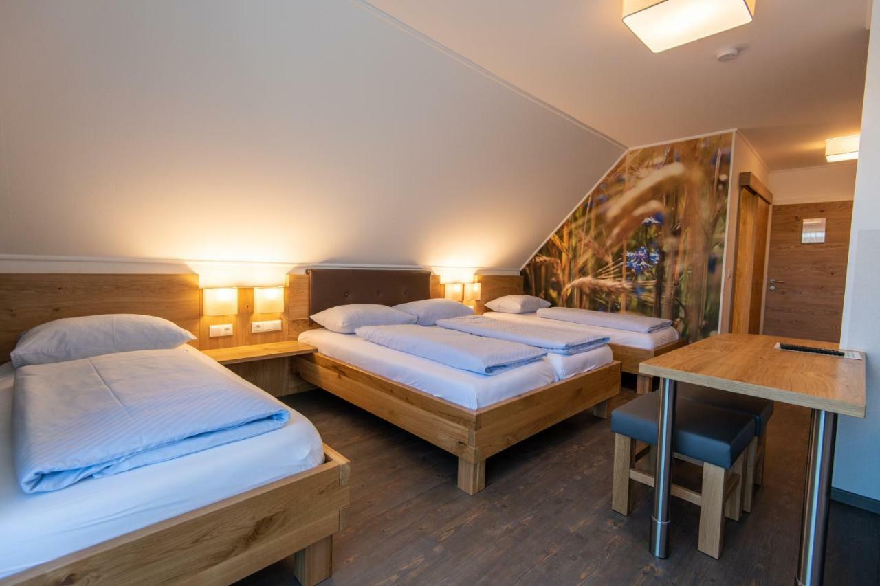 Genussgasthof Willenshofer Sankt Kathrein am Hauenstein Esterno foto